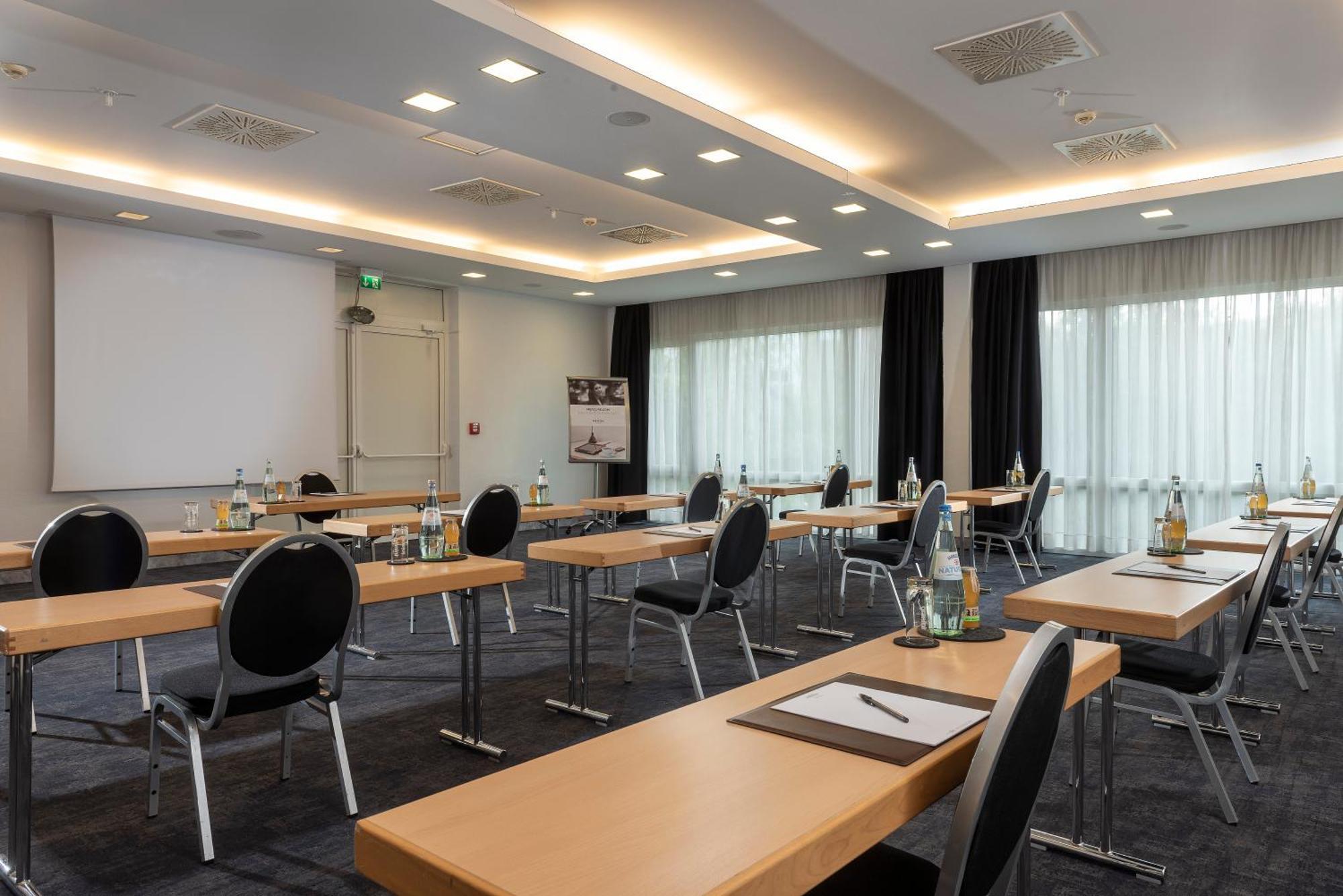 Mercure Hotel Duesseldorf Sued Εξωτερικό φωτογραφία