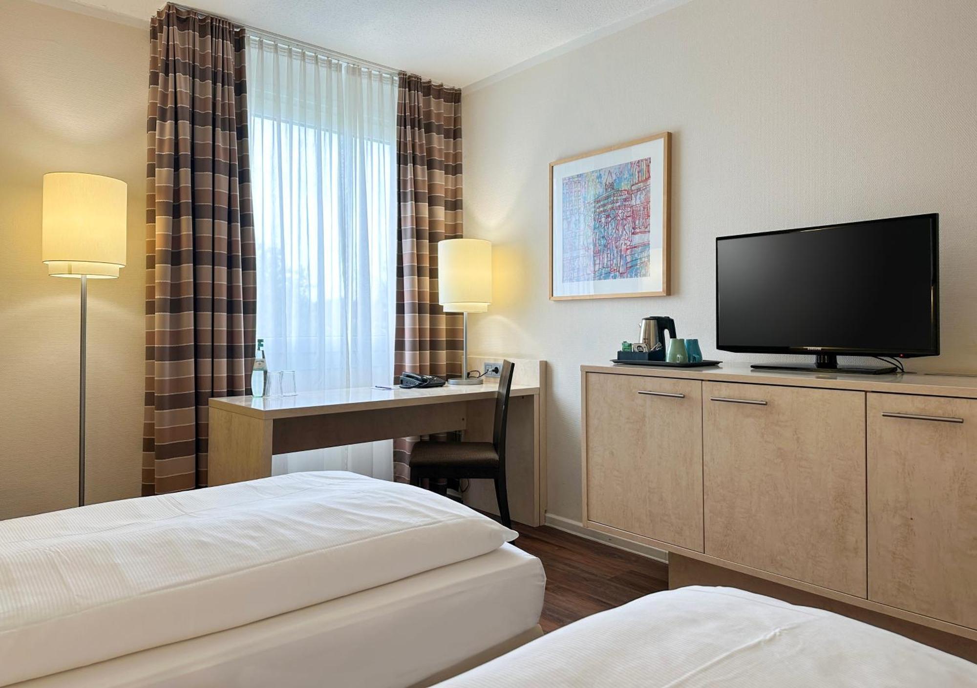 Mercure Hotel Duesseldorf Sued Εξωτερικό φωτογραφία
